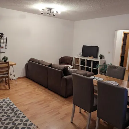 Zentrumsnahe Mit Sonnenterrasse Appartement